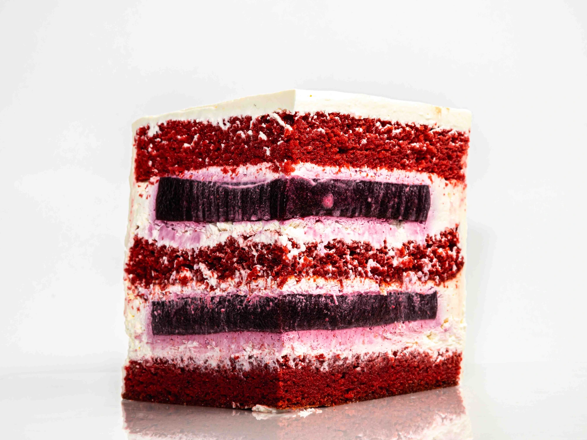 Tort Red Velvet cu inserție Tort Red Velvet cu inserție